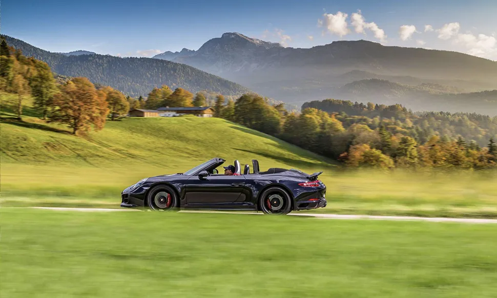 Porsche 911 Turbo on the European Supercar Tour