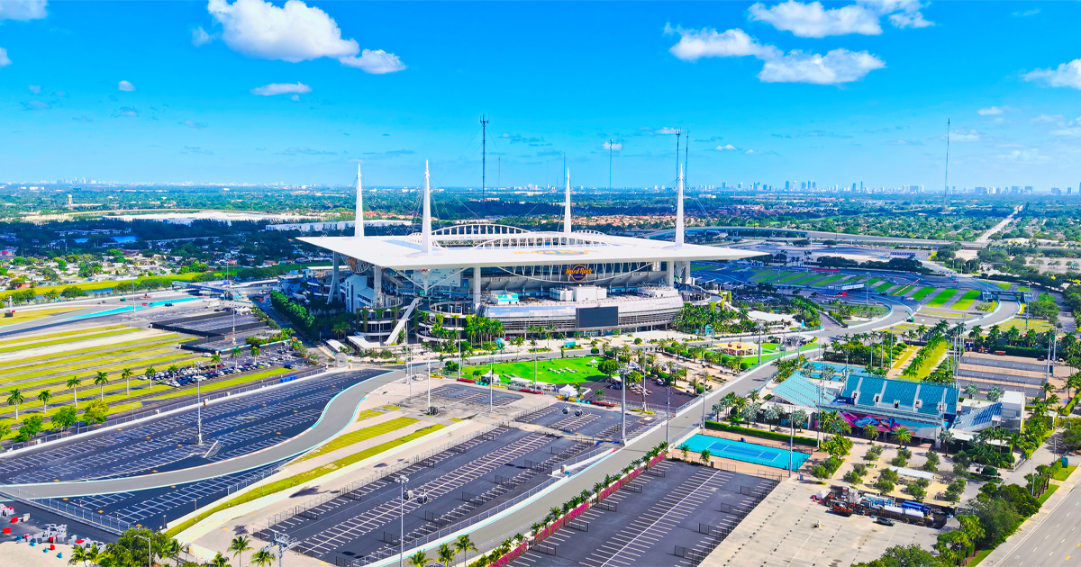 Hard Rock Stadium Circuit seen from a distance on a sunny day in Miami