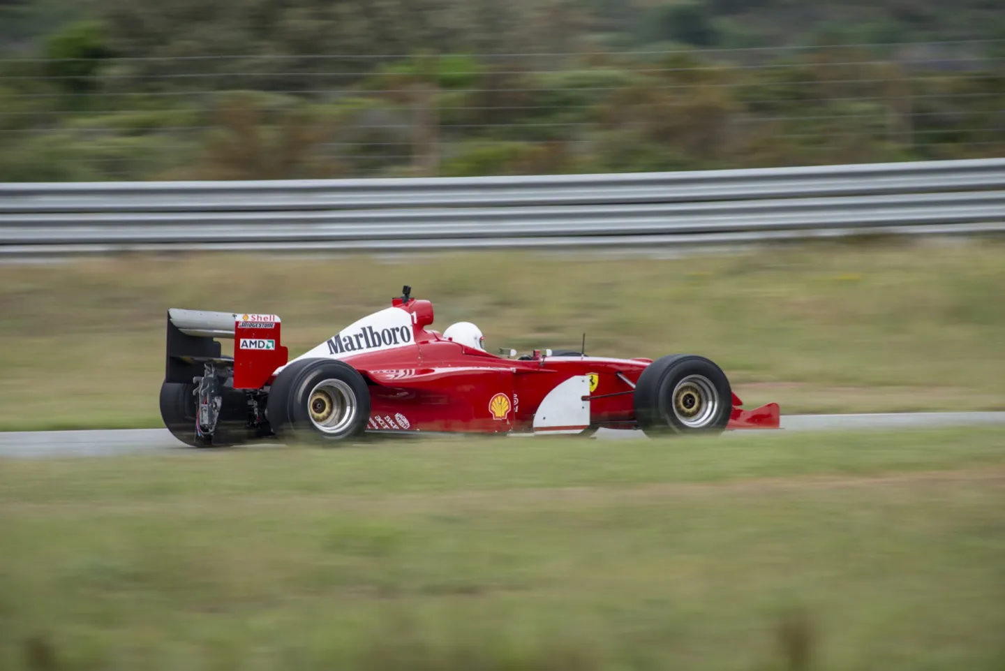 Experience what it's like to be an F1 driver at a private track day