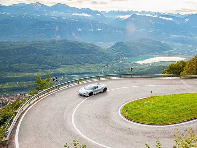 Orange Lamborghini on Mountaiyou willn Road